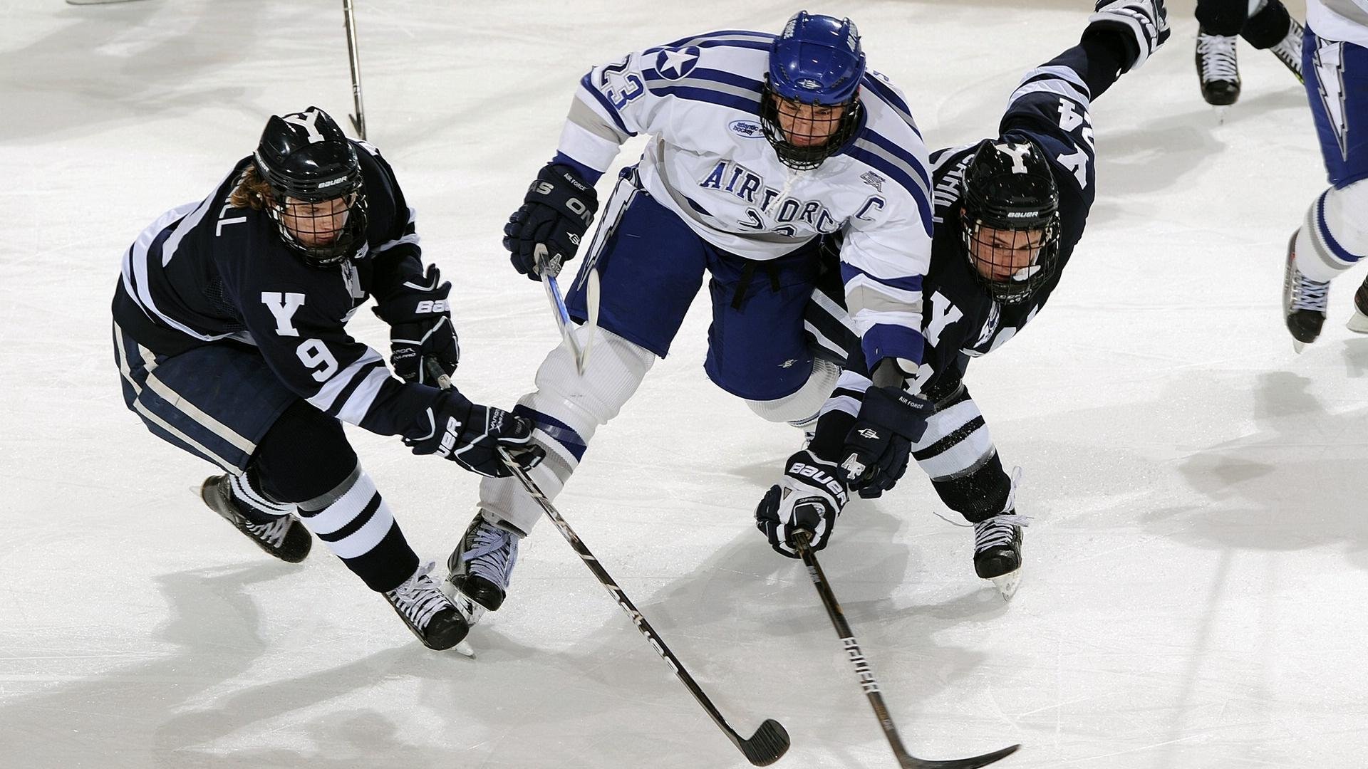 CBA赛季最具影响力球员之争,cba赛季最佳阵容